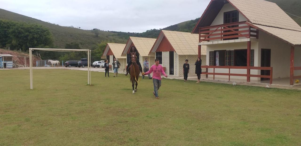 Pousada Recanto Feliz Carvalhos Mg المظهر الخارجي الصورة